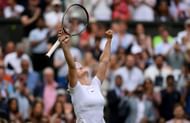Halep at the 2022 Wimbledon Championships.